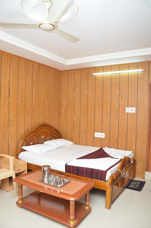 Saravanan Lodge เชนไน ห้อง รูปภาพ